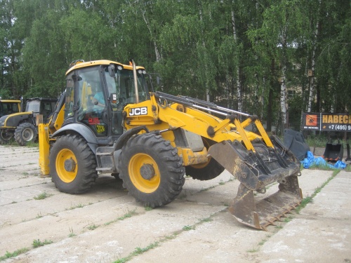 Экскаватор-погрузчик JCB 4CX купить в компании Рабочие Машины