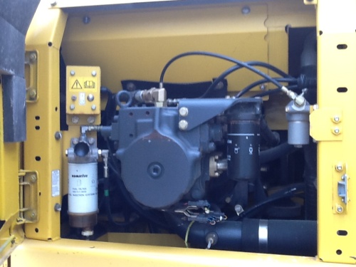 Экскаватор гусеничный Komatsu PC 210-8 купить в компании Рабочие Машины