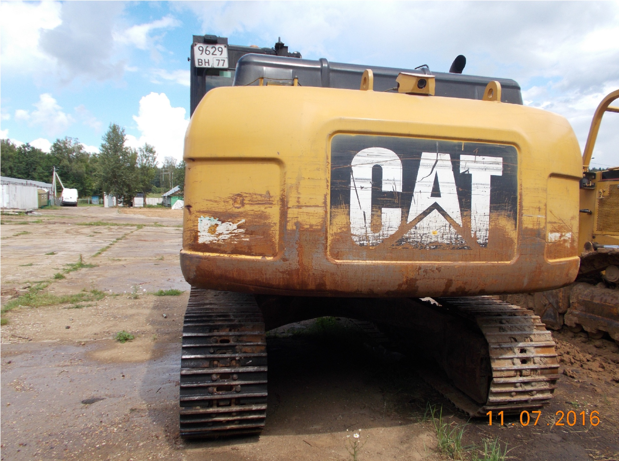 Гусеничный экскаватор CATERPILLAR 320D L купить в компании Рабочие Машины