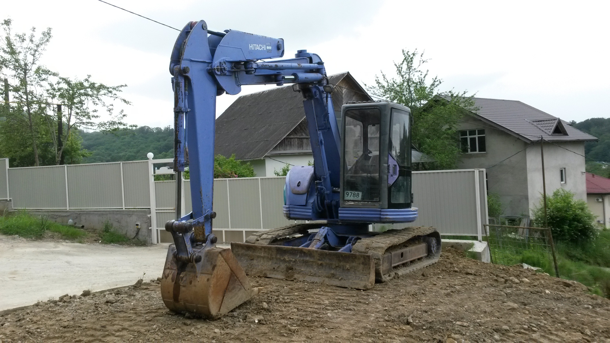 миниэкскаватор Hitachi EX75UR купить в компании Рабочие Машины