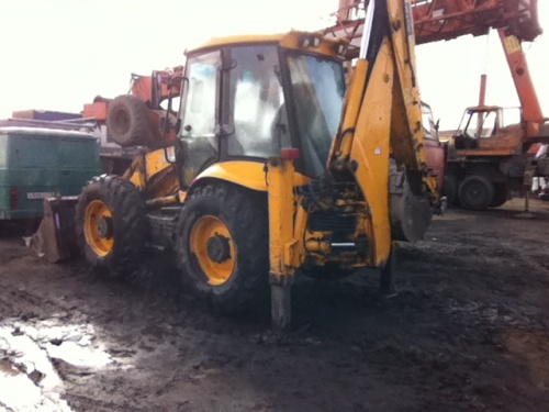 экскаватор-погрузчик JCB 4cx купить в компании Рабочие Машины