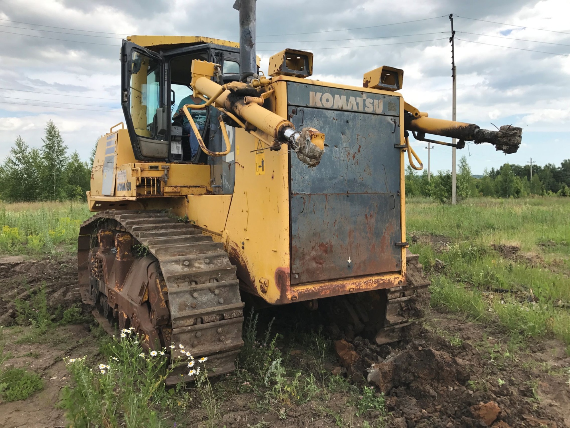 Бульдозер KOMATSU D 275A-5, 2007 года купить в компании Рабочие Машины