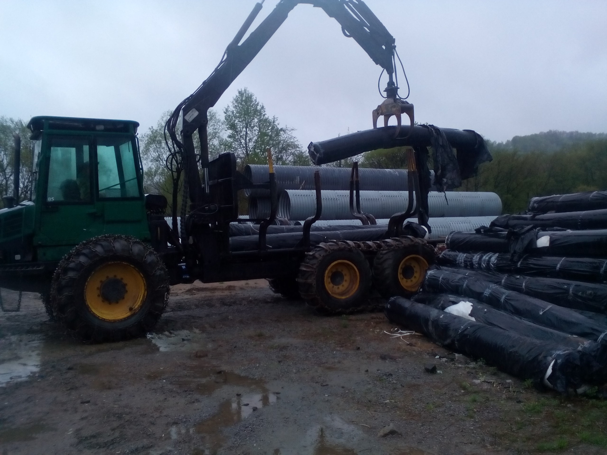 Форвадер TIMBERJACK 1010В купить в компании Рабочие Машины