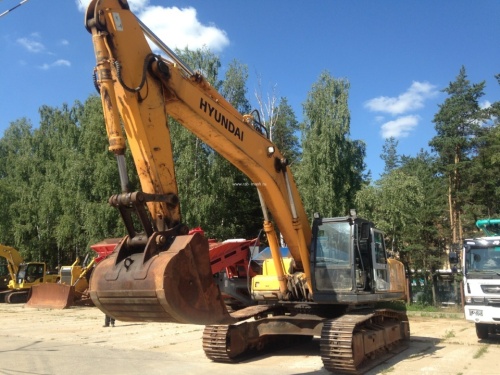 Гусеничный экскаватор HYUNDAI ROBEX 320 LC-7 купить в компании Рабочие Машины