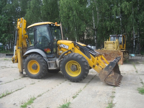 Экскаватор-погрузчик JCB 4CX купить в компании Рабочие Машины