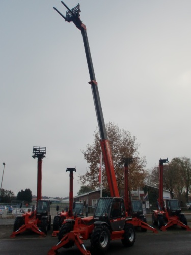 Телескопический погрузчик Manitou 1335 SL купить в компании Рабочие Машины
