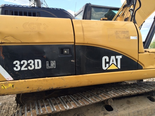 Гусеничный экскаватор CATERPILLAR 320D купить в компании Рабочие Машины