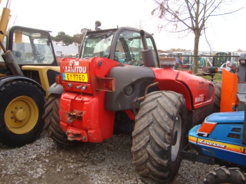 Телескопический погрузчик Manitou MLT 741-120 LSU купить в компании Рабочие Машины