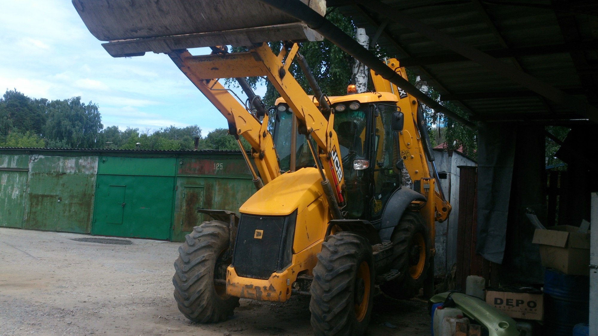 экскаватор-погрузчик JCB 3СХ купить в компании Рабочие Машины