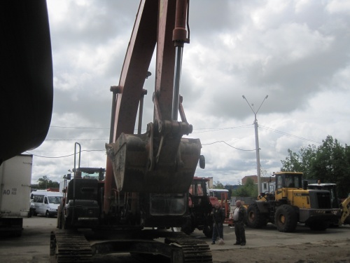 Гусеничный экскаватор hitachi Zaxis 200LC-3 2012 гв купить в компании Рабочие Машины