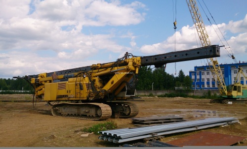Сваебойная установка LIEBHERR HS 832HD купить в компании Рабочие Машины