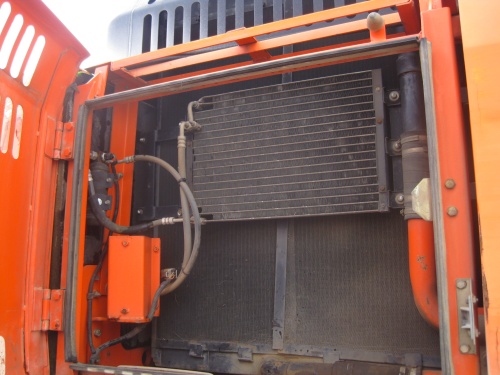 Гусеничный экскаватор DOOSAN / DAEWOO SOLAR 420LC-V 2001г купить в компании Рабочие Машины
