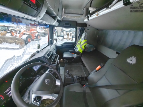 Тягач седельный SITRAK C7H купить в компании Рабочие Машины