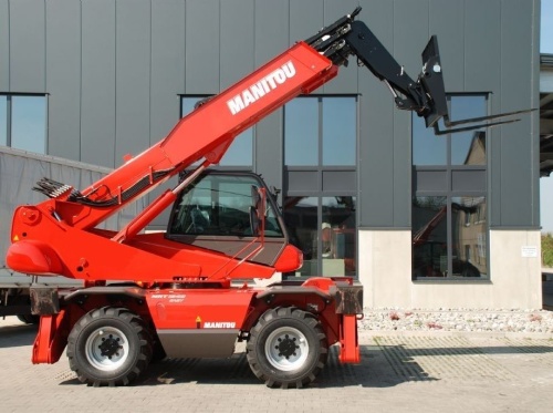 Телескопический погрузчик MANITOU MRT 1840, 2011 купить в компании Рабочие Машины
