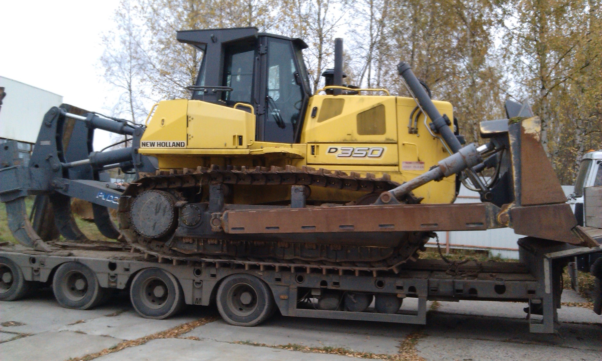 Бульдозер NEW HOLLAND D 350 2006 года выпуска купить в компании Рабочие Машины