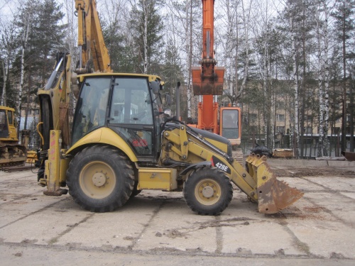 Экскаватор - погрузчик CATERPILLAR 428E купить в компании Рабочие Машины