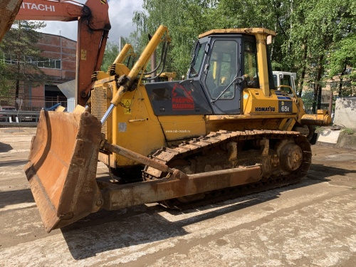 Бульдозер Komatsu D65 E купить в компании Рабочие Машины