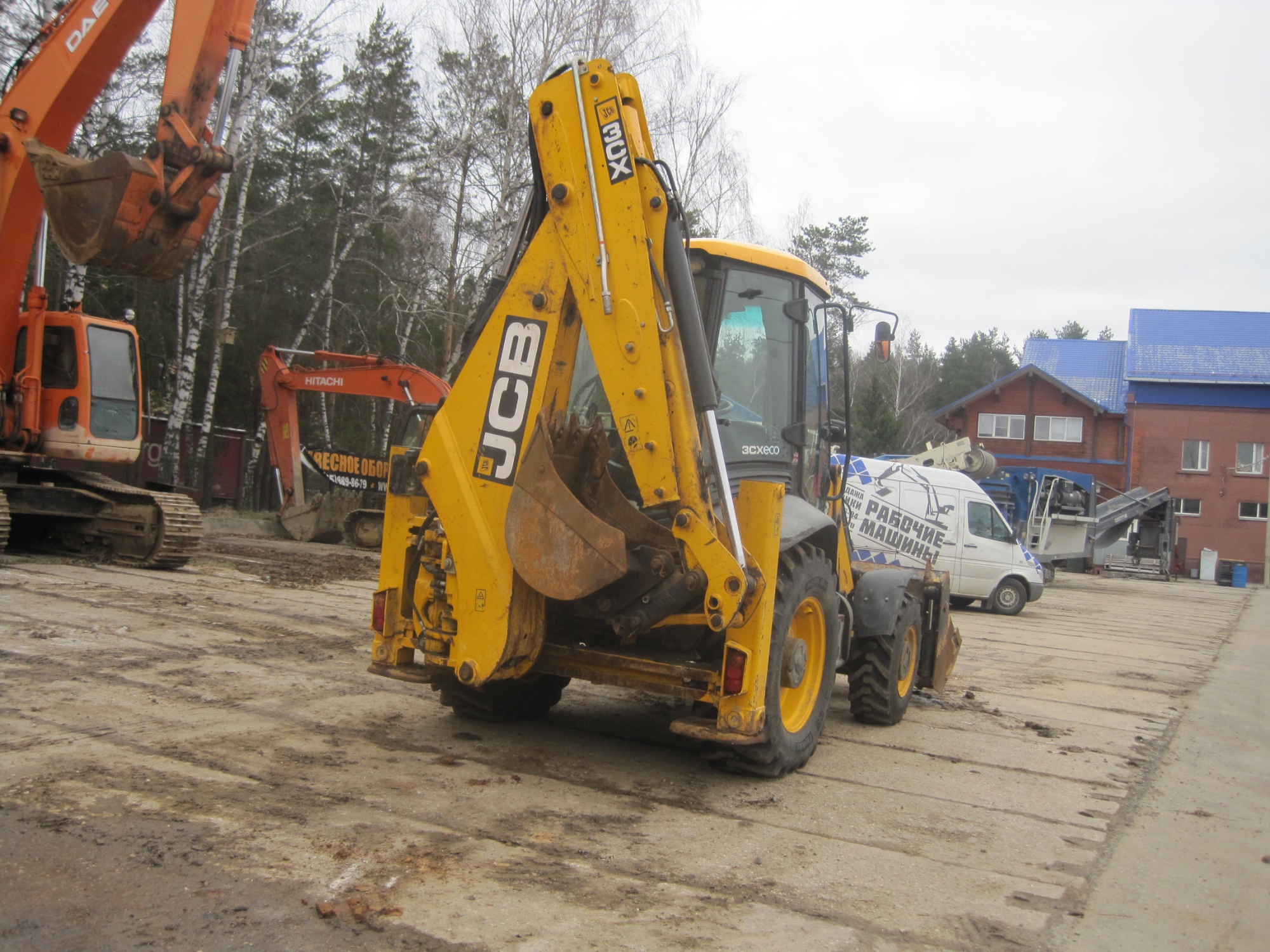 Экскаватор-погрузчик JCB 3CX SM купить в компании Рабочие Машины