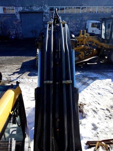 экскаватор гусеничный VOLVO EC210BLC купить в компании Рабочие Машины