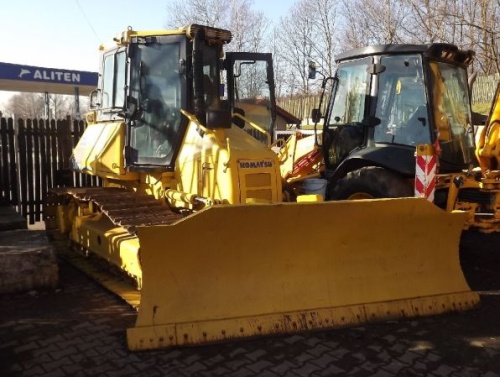 Бульдозер Komatsu D51PX-22 купить в компании Рабочие Машины