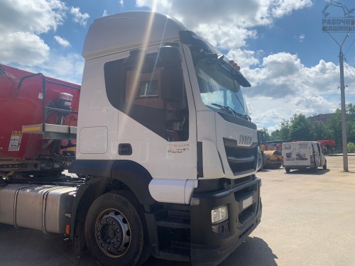 Тягач Седельный IVECO купить в компании Рабочие Машины
