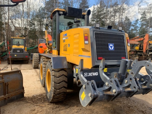 Автогрейдер XCMG GR215A купить в компании Рабочие Машины