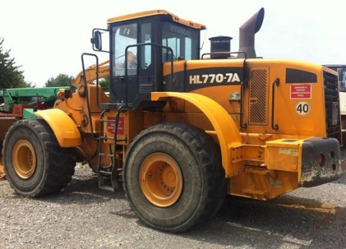 Фронтальный погрузчик Hyundai HL 770-7A купить в компании Рабочие Машины