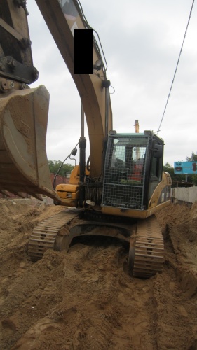 Гусеничный экскаватор CATERPILLAR 323D LN купить в компании Рабочие Машины