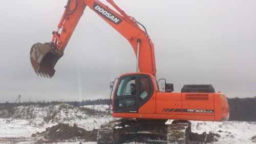 Гусеничный экскаватор DOOSAN / DAEWOO DX300LCA 2014 г/в купить в компании Рабочие Машины