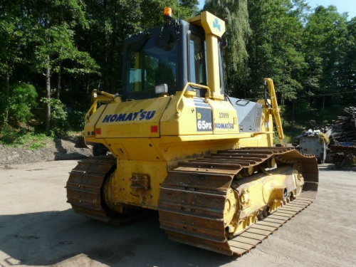 Бульдозер Komatsu D61PX-15ЕО купить в компании Рабочие Машины