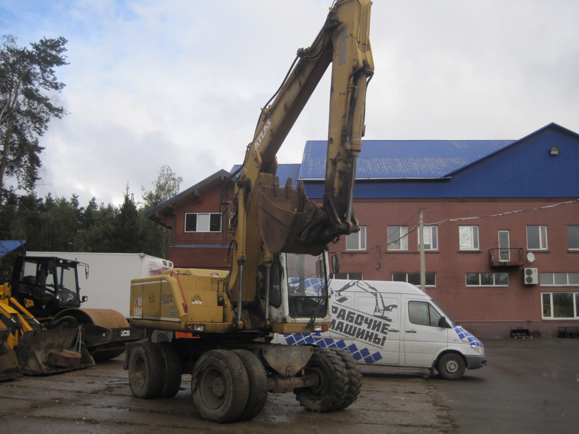 Колесный экскаватор ATLAS WEYHAUSEN 1504 купить в компании Рабочие Машины