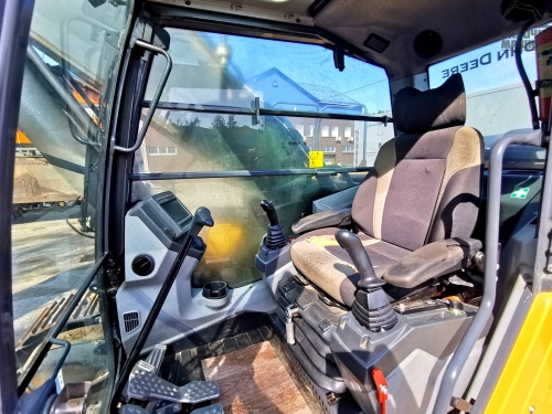 Экскаватор гусеничный JOHN DEERE E360LC купить в компании Рабочие Машины