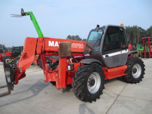 Телескопический погрузчик Manitou MT1340 купить в компании Рабочие Машины