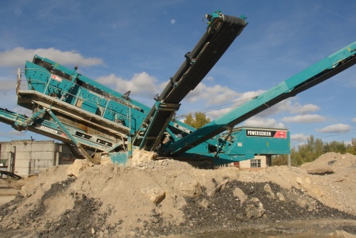 Грохот трехдековый Powerscreen Chieftain 2100 купить в компании Рабочие Машины