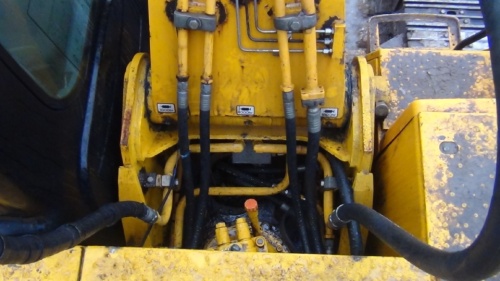 Гусеничный экскаватор JCB JS 260LC, 2008 г купить в компании Рабочие Машины