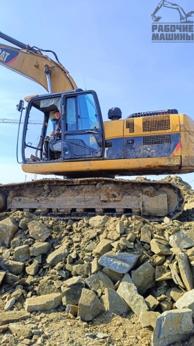 Гусеничный экскаватор CAT 324 DL купить в компании Рабочие Машины