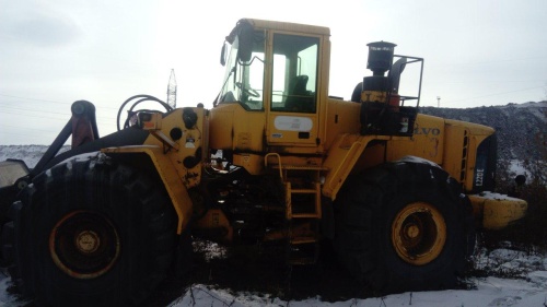 Фронтальный погрузчик VOLVO L220E купить в компании Рабочие Машины