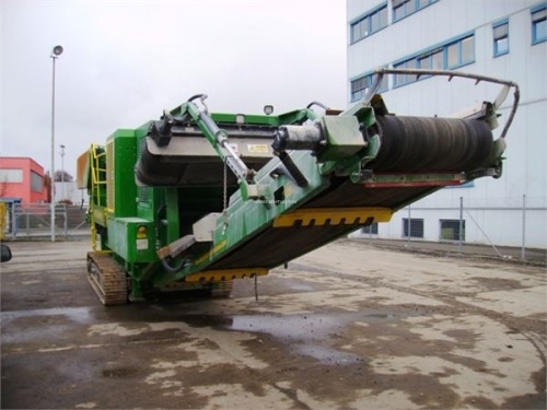 Щековая дробилка McCloskey J40 купить в компании Рабочие Машины