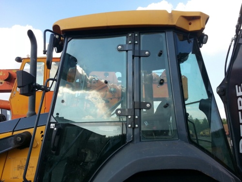 Экскаватор - погрузчик JOHN DEERE 315SK купить в компании Рабочие Машины