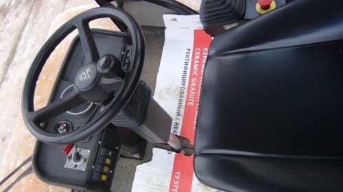Каток дорожный JCB VIBROMAX VM 166D купить в компании Рабочие Машины
