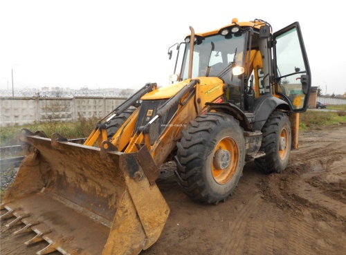 Экскаватор - погрузчик JCB 3CX Super купить в компании Рабочие Машины