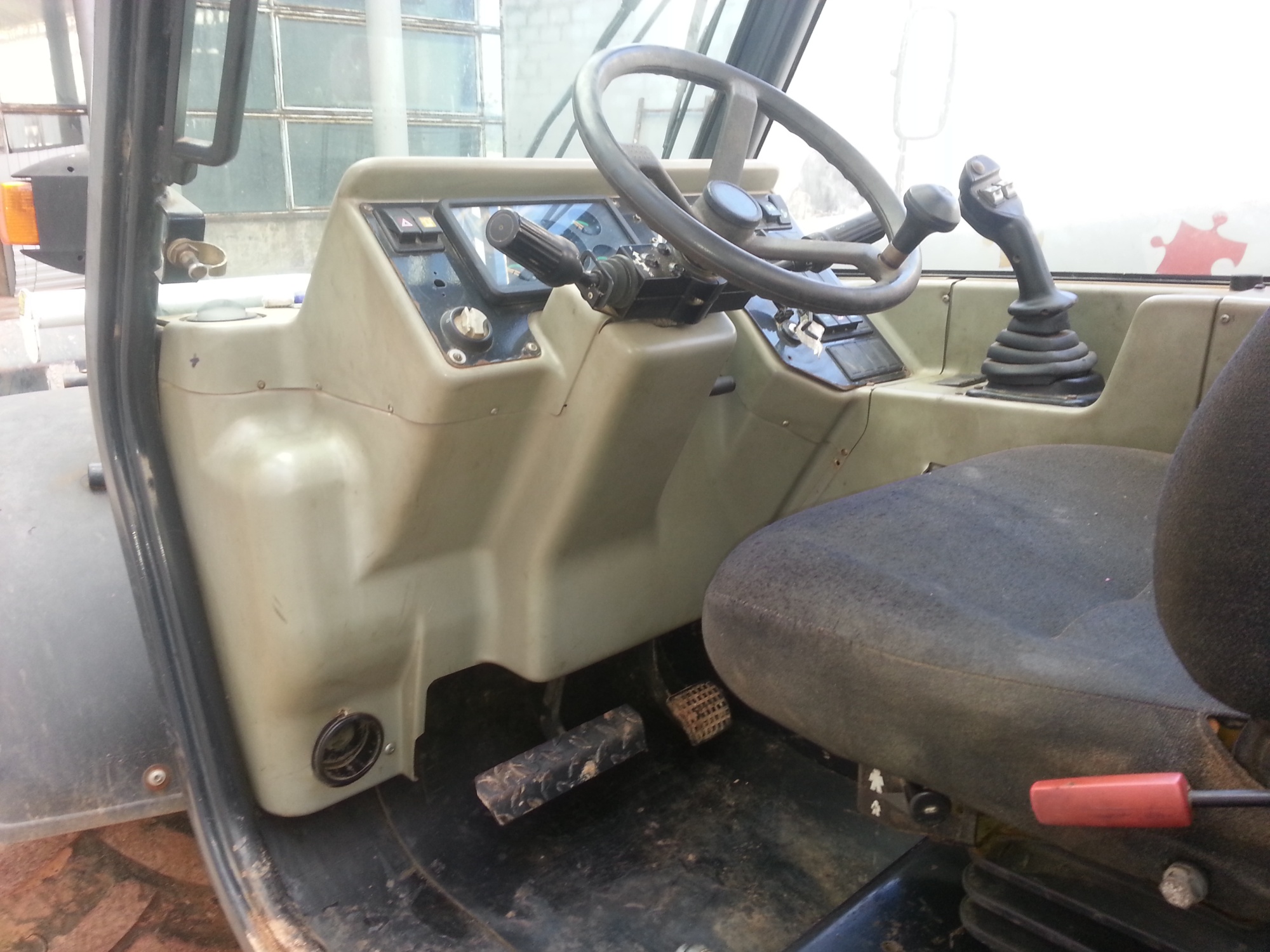 телескопический погрузчик Bobcat T3571 купить в компании Рабочие Машины