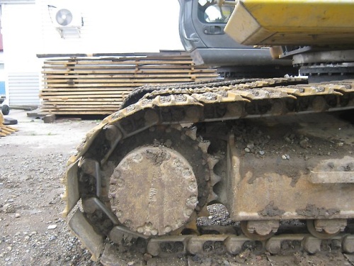 экскаватор гусеничный Komatsu PC230-7 купить в компании Рабочие Машины