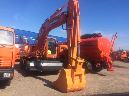 Колесный экскаватор DOOSAN / DAEWOO SOLAR L180W-V купить в компании Рабочие Машины