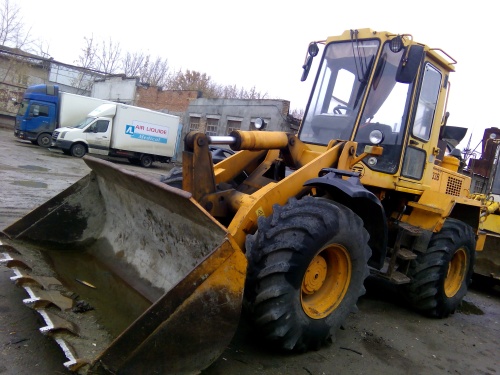 погрузчик фронтальный АМКОДОР 333В купить в компании Рабочие Машины