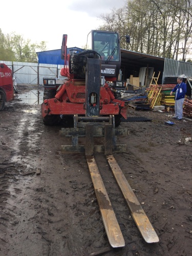Телескопический погрузчик MANITOU MRT1850 2006 гв купить в компании Рабочие Машины