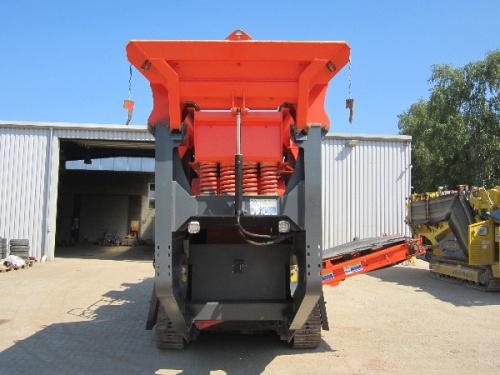 Щековая дробилка SANDVIK QJ241 купить в компании Рабочие Машины
