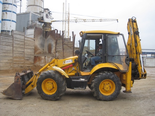 Экскаватор погрузчик JCB 3CX купить в компании Рабочие Машины