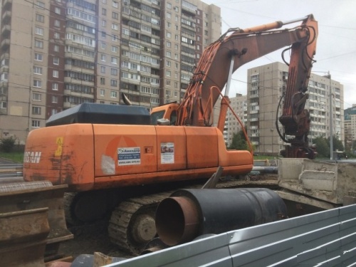 Гусеничный экскаватор DOOSAN / DAEWOO DX340LC купить в компании Рабочие Машины