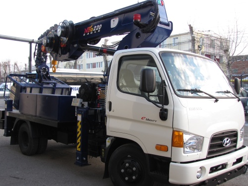Автовышка Hyundai E-mighty купить в компании Рабочие Машины